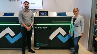Foto (©AGIT mbH): Dawid Ziebura (LMI-Laser Melting Innovations GmbH) und Patricia Orszulak (AGIT)
