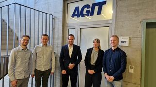 Foto (©AGIT mbH) - v.l.n.r.: Stephan Bruckschen, Sebastian Dickten, Sven Pennings, Lina Schenk, Lukas Schülting